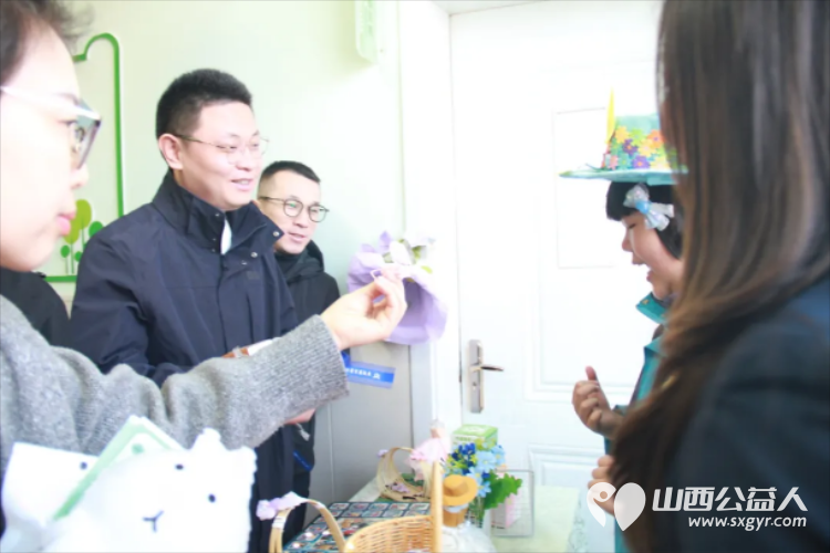 星光同行益企成长----民建太原市委会与小店区特教学校举办融合展示活动各爱心企业与学校签署免费服务协议 - 第9张 - 山西公益人 星光同行益企成长----民建太原市委会与小店区特教学校举办融合展示活动各爱心企业与学校签署免费服务协议 - 第9张