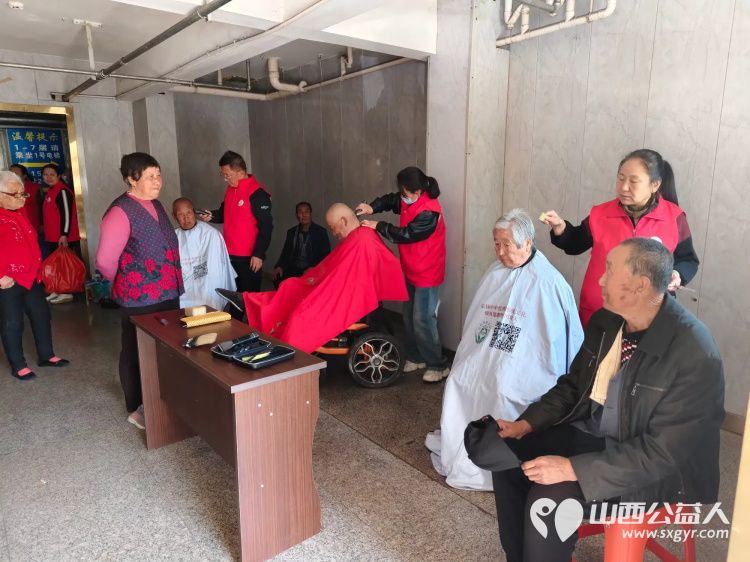 2025年4月6日介休市敬老协会敬老爱老助老活动来到绵山镇后党峪小区为60岁以上所有老人爱心理发量血压测视力白内障检查 - 第12张 - 山西公益人 2025年4月6日介休市敬老协会敬老爱老助老活动来到绵山镇后党峪小区为60岁以上所有老人爱心理发量血压测视力白内障检查 - 第12张