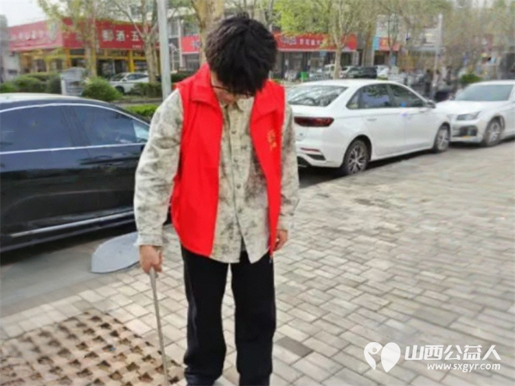 长治市阳光困境儿童帮扶协会走进八一社区居家养老服务中心义务理发+打扫卫生志愿活动 - 第14张 - 山西公益人 长治市阳光困境儿童帮扶协会走进八一社区居家养老服务中心义务理发+打扫卫生志愿活动 - 第14张