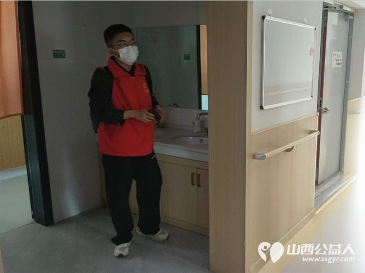 长治市阳光困境儿童帮扶协会走进八一社区居家养老服务中心义务理发+打扫卫生志愿活动 - 第25张 - 山西公益人 长治市阳光困境儿童帮扶协会走进八一社区居家养老服务中心义务理发+打扫卫生志愿活动 - 第25张