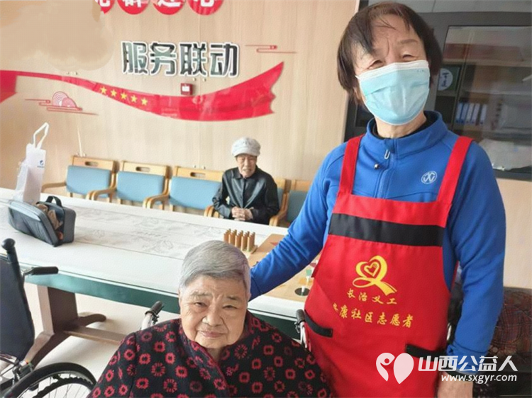 长治市阳光困境儿童帮扶协会走进八一社区居家养老服务中心义务理发+打扫卫生志愿活动 - 第9张 - 山西公益人 长治市阳光困境儿童帮扶协会走进八一社区居家养老服务中心义务理发+打扫卫生志愿活动 - 第9张