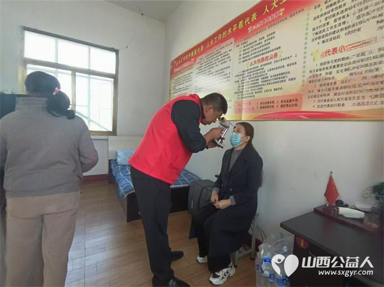 4月19日介休市敬老协会志愿者敬老助老活动走进张兰镇板峪村服务老人理发义诊 - 第9张 - 山西公益人 4月19日介休市敬老协会志愿者敬老助老活动走进张兰镇板峪村服务老人理发义诊 - 第9张