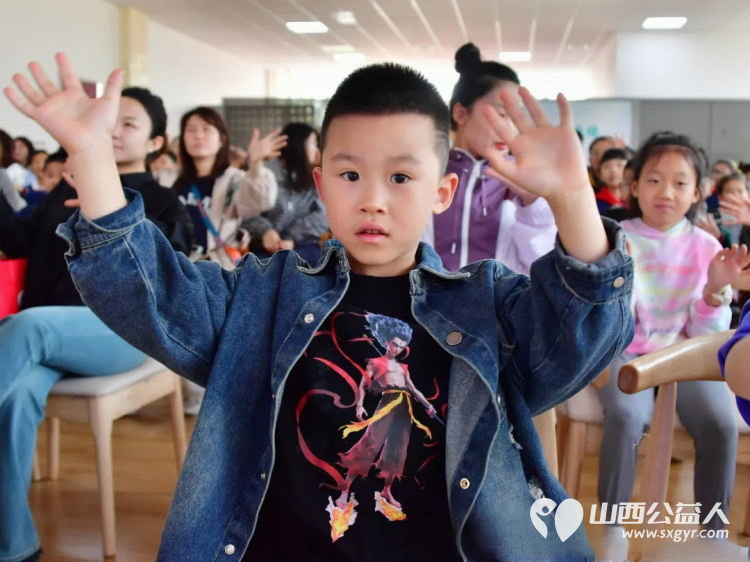 传递文明家风共筑书香城市 忻州市举办“文明忻州 书香沁忻”大型亲子读书会为文明城市创建增添人文亮色 - 第15张 - 山西公益人 传递文明家风共筑书香城市 忻州市举办“文明忻州 书香沁忻”大型亲子读书会为文明城市创建增添人文亮色 - 第15张
