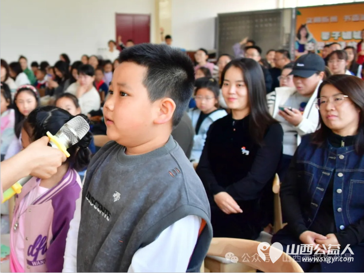 传递文明家风共筑书香城市 忻州市举办“文明忻州 书香沁忻”大型亲子读书会为文明城市创建增添人文亮色 - 第12张 - 山西公益人 传递文明家风共筑书香城市 忻州市举办“文明忻州 书香沁忻”大型亲子读书会为文明城市创建增添人文亮色 - 第12张