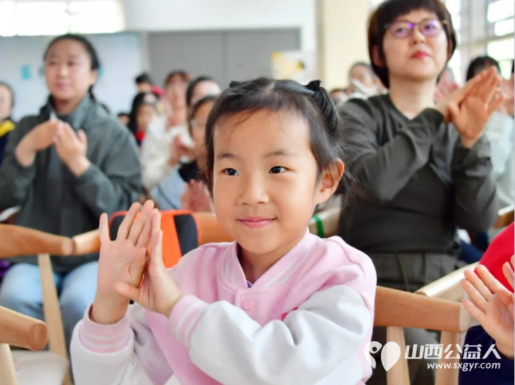 传递文明家风共筑书香城市 忻州市举办“文明忻州 书香沁忻”大型亲子读书会为文明城市创建增添人文亮色 - 第14张 - 山西公益人 传递文明家风共筑书香城市 忻州市举办“文明忻州 书香沁忻”大型亲子读书会为文明城市创建增添人文亮色 - 第14张