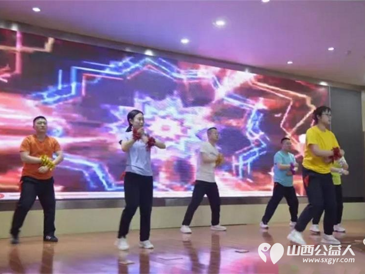 医患联谊温情常在 长治市小雨点公益志愿者协会志愿者参加了小雨点公益市医院安宁疗护分会举办的第三届医患联谊活动 - 第9张 - 山西公益人 医患联谊温情常在 长治市小雨点公益志愿者协会志愿者参加了小雨点公益市医院安宁疗护分会举办的第三届医患联谊活动 - 第9张