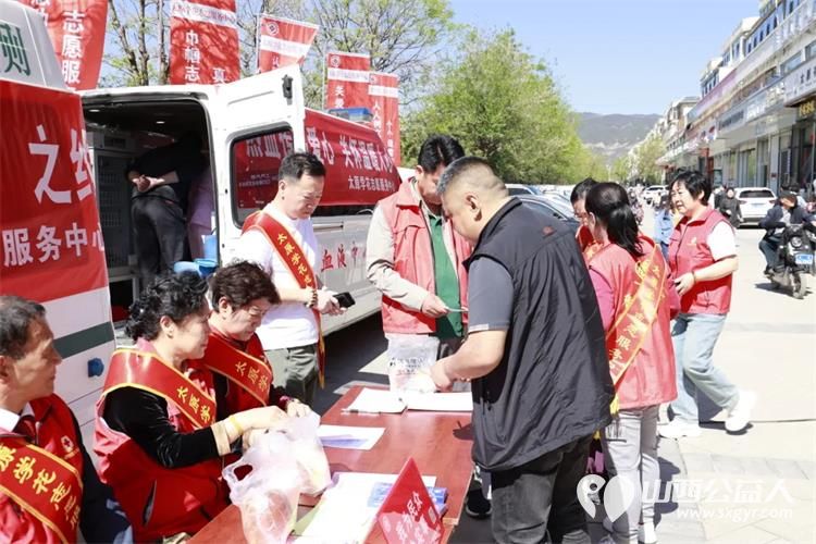 新时代“三晋银龄行动”|太原学花志愿服务中心在晋源区开展“热血传递爱心 关怀温暖人心”无偿献血活动 - 第10张 - 山西公益人 新时代“三晋银龄行动”|太原学花志愿服务中心在晋源区开展“热血传递爱心 关怀温暖人心”无偿献血活动 - 第10张