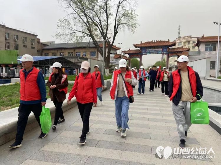 浑源县残联开展拥抱春天 共享美好踏青春游活动25名残疾朋友畅享无障碍红色文化之旅 - 第7张 - 山西公益人 浑源县残联开展拥抱春天 共享美好踏青春游活动25名残疾朋友畅享无障碍红色文化之旅 - 第7张