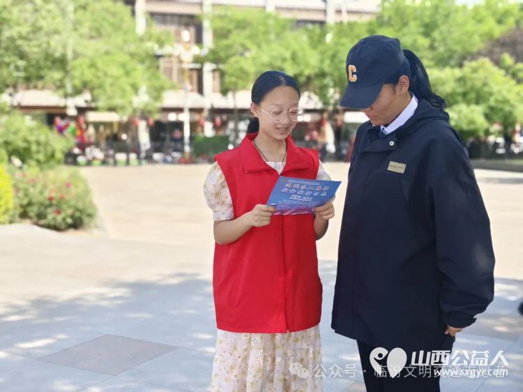 文明交通进社区普法宣传润民心 临汾市文明交通志愿者协会携手交警支队开展普法宣传活动 - 第25张 - 山西公益人 文明交通进社区普法宣传润民心 临汾市文明交通志愿者协会携手交警支队开展普法宣传活动 - 第25张