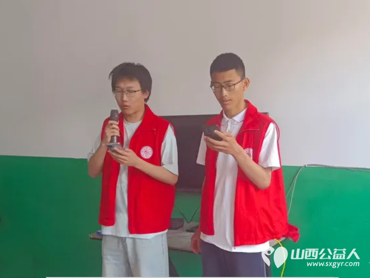 五一劳动节期间长治市善泽留守困境儿童救助协会组织了一场别开生面的“劳动播种希望,爱心温暖夕阳”主题活动 - 第19张 - 山西公益人 五一劳动节期间长治市善泽留守困境儿童救助协会组织了一场别开生面的“劳动播种希望,爱心温暖夕阳”主题活动 - 第19张