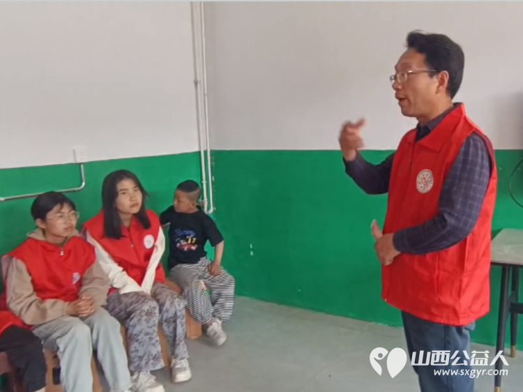 五一劳动节期间长治市善泽留守困境儿童救助协会组织了一场别开生面的“劳动播种希望,爱心温暖夕阳”主题活动 - 第28张 - 山西公益人 五一劳动节期间长治市善泽留守困境儿童救助协会组织了一场别开生面的“劳动播种希望,爱心温暖夕阳”主题活动 - 第28张