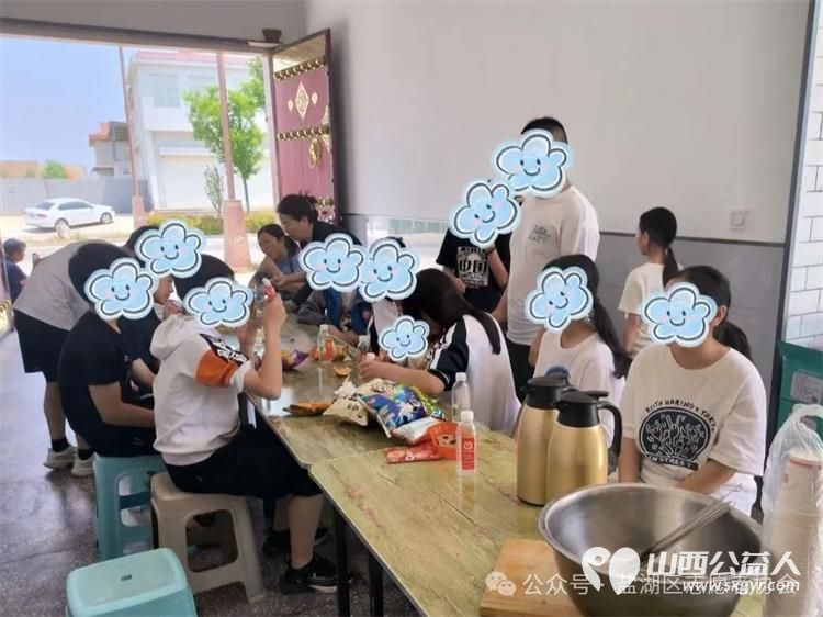 五一劳动节盐湖区志愿者协会阳光少年携手河津市爱心志愿者协会的困境儿童一起欢度假期 - 第8张 - 山西公益人 五一劳动节盐湖区志愿者协会阳光少年携手河津市爱心志愿者协会的困境儿童一起欢度假期 - 第8张