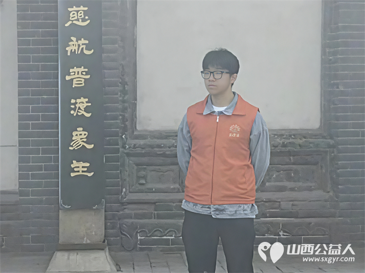 五一劳动节期间长治市阳光困境儿童帮扶协会志愿者走进潞州观音堂景点开展文明游园服务 - 第16张 - 山西公益人 五一劳动节期间长治市阳光困境儿童帮扶协会志愿者走进潞州观音堂景点开展文明游园服务 - 第16张