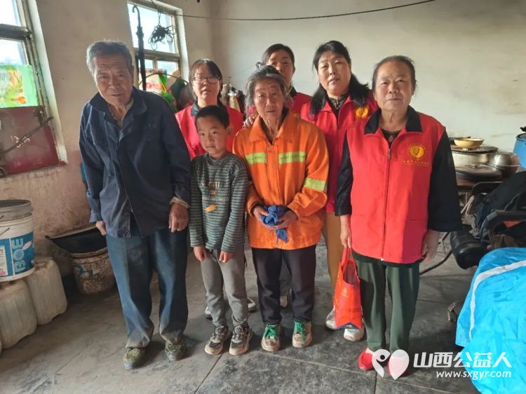 阳泉市义工联组织义工开启2025七色阳光助学----每一次走访带给我们的都是深深的震撼经过走访审核通过2025年增加28名受助学生 - 第5张 - 山西公益人 阳泉市义工联组织义工开启2025七色阳光助学----每一次走访带给我们的都是深深的震撼经过走访审核通过2025年增加28名受助学生 - 第5张