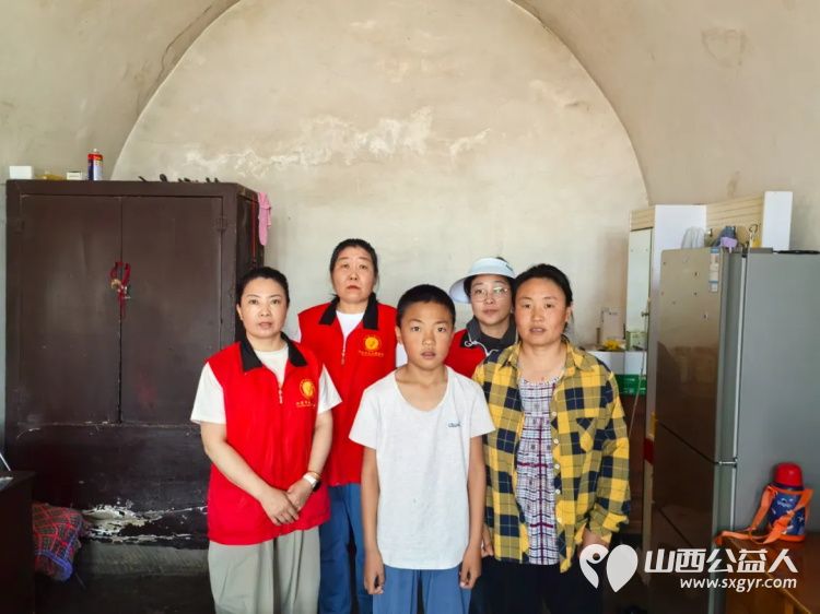 阳泉市义工联组织义工开启2025七色阳光助学----每一次走访带给我们的都是深深的震撼经过走访审核通过2025年增加28名受助学生 - 第1张 - 山西公益人 阳泉市义工联组织义工开启2025七色阳光助学----每一次走访带给我们的都是深深的震撼经过走访审核通过2025年增加28名受助学生 - 第1张
