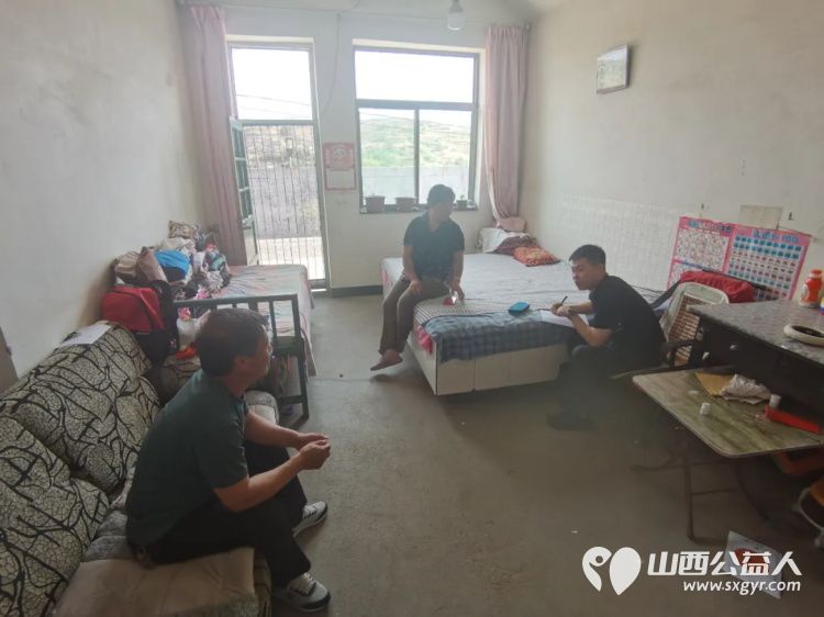 阳泉市义工联组织义工开启2025七色阳光助学----每一次走访带给我们的都是深深的震撼经过走访审核通过2025年增加28名受助学生 - 第17张 - 山西公益人 阳泉市义工联组织义工开启2025七色阳光助学----每一次走访带给我们的都是深深的震撼经过走访审核通过2025年增加28名受助学生 - 第17张