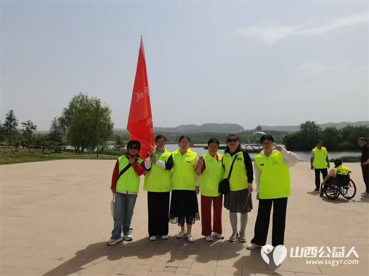 爱与陪伴丹河湿地之约——温暖助残行5·18全国助残日晋城市绿丝带志愿者协会以爱为纽带助力残疾朋友们走出家门拥抱自然感受社会的关怀与善意 - 第4张 - 山西公益人 爱与陪伴丹河湿地之约——温暖助残行5·18全国助残日晋城市绿丝带志愿者协会以爱为纽带助力残疾朋友们走出家门拥抱自然感受社会的关怀与善意 - 第4张