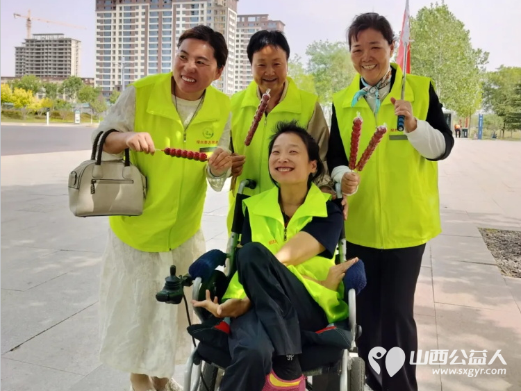 爱与陪伴丹河湿地之约——温暖助残行5·18全国助残日晋城市绿丝带志愿者协会以爱为纽带助力残疾朋友们走出家门拥抱自然感受社会的关怀与善意 - 第8张 - 山西公益人 爱与陪伴丹河湿地之约——温暖助残行5·18全国助残日晋城市绿丝带志愿者协会以爱为纽带助力残疾朋友们走出家门拥抱自然感受社会的关怀与善意 - 第8张