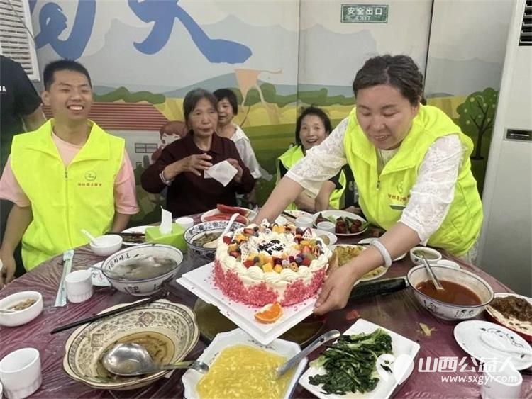 爱与陪伴丹河湿地之约——温暖助残行5·18全国助残日晋城市绿丝带志愿者协会以爱为纽带助力残疾朋友们走出家门拥抱自然感受社会的关怀与善意 - 第27张 - 山西公益人 爱与陪伴丹河湿地之约——温暖助残行5·18全国助残日晋城市绿丝带志愿者协会以爱为纽带助力残疾朋友们走出家门拥抱自然感受社会的关怀与善意 - 第27张