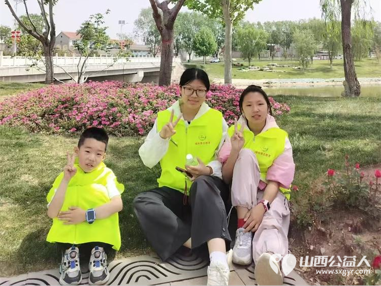 爱与陪伴丹河湿地之约——温暖助残行5·18全国助残日晋城市绿丝带志愿者协会以爱为纽带助力残疾朋友们走出家门拥抱自然感受社会的关怀与善意 - 第19张 - 山西公益人 爱与陪伴丹河湿地之约——温暖助残行5·18全国助残日晋城市绿丝带志愿者协会以爱为纽带助力残疾朋友们走出家门拥抱自然感受社会的关怀与善意 - 第19张