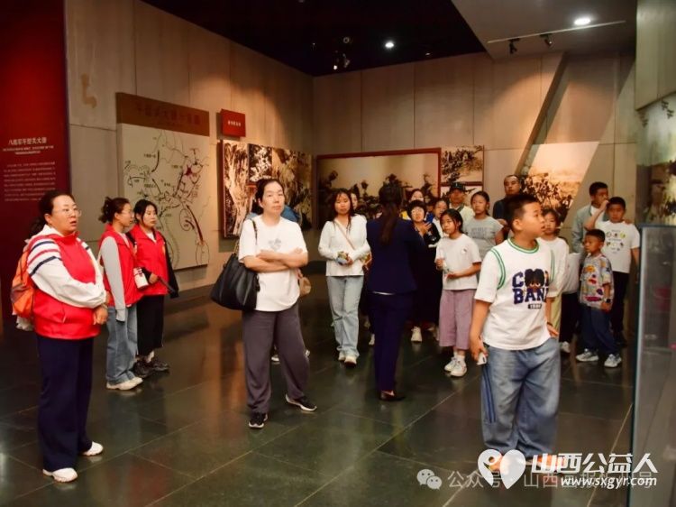 忻州市妇联开展“最美家庭护长城”纪念抗战胜利80周年平型关长城保护研学活动邀请爱心妈妈志愿者和结对儿童参加了活动 - 第22张