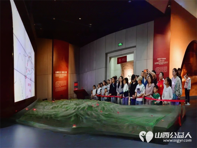 忻州市妇联开展“最美家庭护长城”纪念抗战胜利80周年平型关长城保护研学活动邀请爱心妈妈志愿者和结对儿童参加了活动 - 第23张