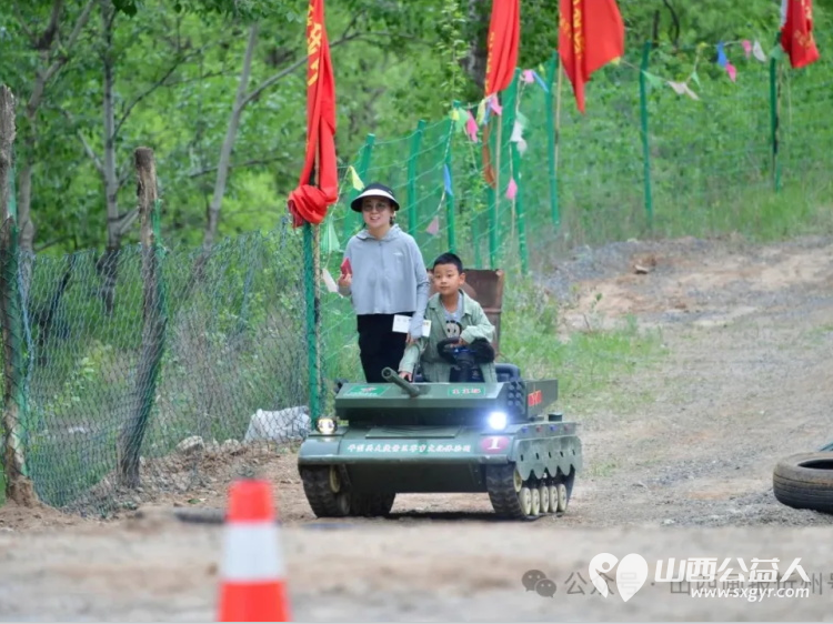 忻州市妇联开展“最美家庭护长城”纪念抗战胜利80周年平型关长城保护研学活动邀请爱心妈妈志愿者和结对儿童参加了活动 - 第31张
