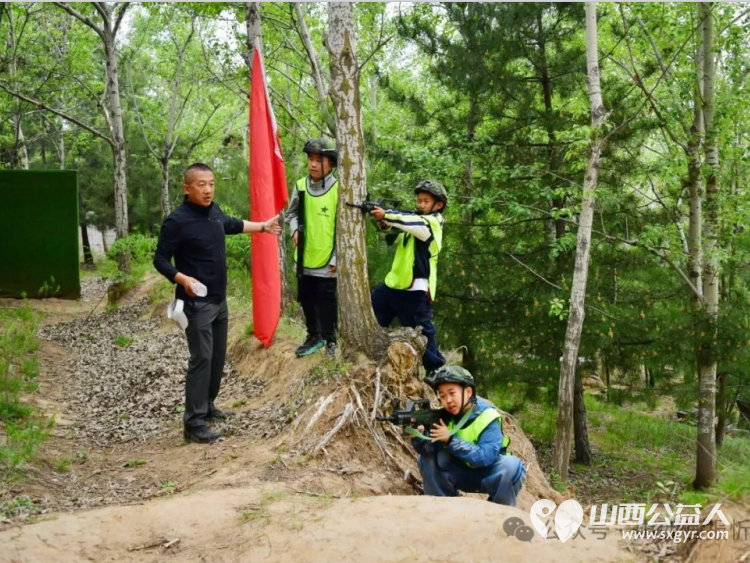忻州市妇联开展“最美家庭护长城”纪念抗战胜利80周年平型关长城保护研学活动邀请爱心妈妈志愿者和结对儿童参加了活动 - 第27张