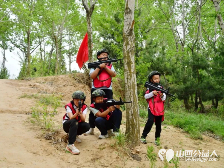 忻州市妇联开展“最美家庭护长城”纪念抗战胜利80周年平型关长城保护研学活动邀请爱心妈妈志愿者和结对儿童参加了活动 - 第26张