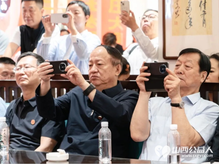 山西省残疾人福利基金会携太原市大同商会联合主办“同商聚力 爱心启航”2025年助残日主题活动活动现场多家企业慷慨捐赠善款彰显企业担当 - 第12张 - 山西公益人 山西省残疾人福利基金会携太原市大同商会联合主办“同商聚力 爱心启航”2025年助残日主题活动活动现场多家企业慷慨捐赠善款彰显企业担当 - 第12张