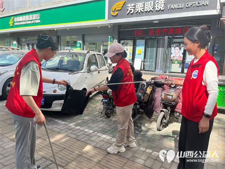 长治市阳光困境儿童帮扶协会5月19日组织志愿者开展志愿服务活动免费理发清理环境卫生 - 第15张 - 山西公益人 长治市阳光困境儿童帮扶协会5月19日组织志愿者开展志愿服务活动免费理发清理环境卫生 - 第15张