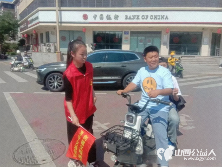 火红五月持续开展小行动推动大文明 临汾市文明交通志愿者协会持续开展文明交通进社区宣传活动 - 第9张 - 山西公益人 火红五月持续开展小行动推动大文明 临汾市文明交通志愿者协会持续开展文明交通进社区宣传活动 - 第9张