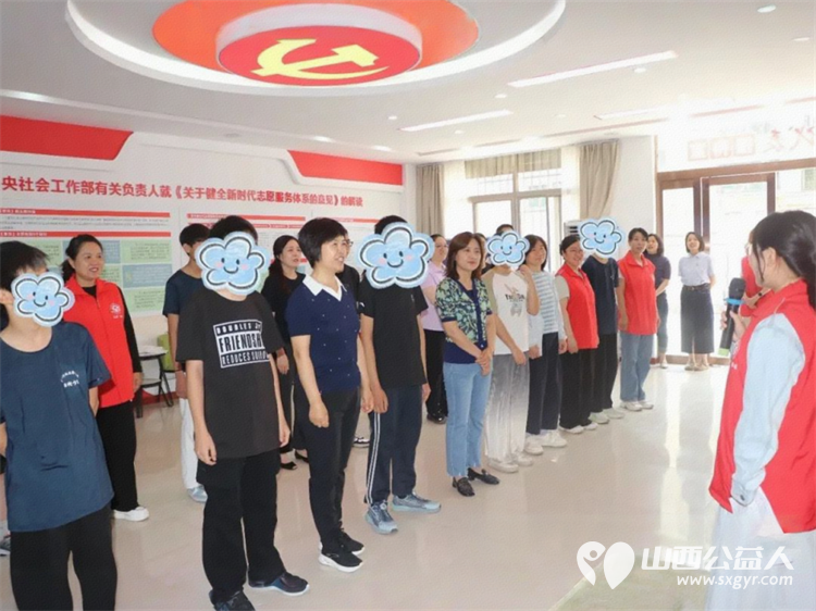 情暖六一爱伴童行运城市妇联联合盐湖区志愿者协会开展困境儿童关爱活动与13名困境儿童通过书香共读游戏互动甜蜜分享等环节共度六一儿童节节日 - 第4张 - 山西公益人 情暖六一爱伴童行运城市妇联联合盐湖区志愿者协会开展困境儿童关爱活动与13名困境儿童通过书香共读游戏互动甜蜜分享等环节共度六一儿童节节日 - 第4张