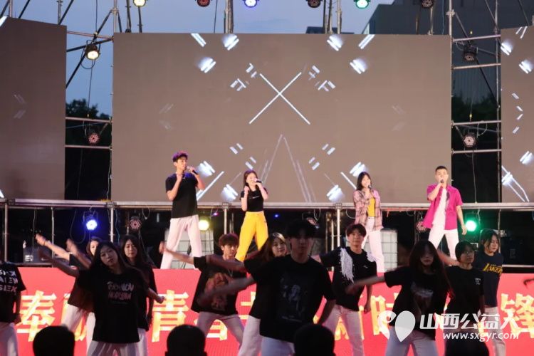 奋勇当先闪青春.不负韶华展作为¦ 用青春奉献书写新时代雷锋故事----晋中新青年高校志愿者联合服务中心10周年公益晚会成功举办 - 第14张 - 山西公益人 奋勇当先闪青春.不负韶华展作为¦ 用青春奉献书写新时代雷锋故事----晋中新青年高校志愿者联合服务中心10周年公益晚会成功举办 - 第14张
