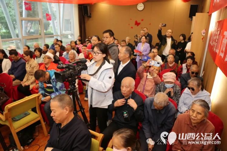 山西省福利基金会、晋小爱帮帮派、太原市滨河果岭社区服务站残疾人助残日公益演出圆满落幕本次活动还得到了许多商家的慷慨赞助 - 第40张 - 山西公益人 山西省福利基金会、晋小爱帮帮派、太原市滨河果岭社区服务站残疾人助残日公益演出圆满落幕本次活动还得到了许多商家的慷慨赞助 - 第40张