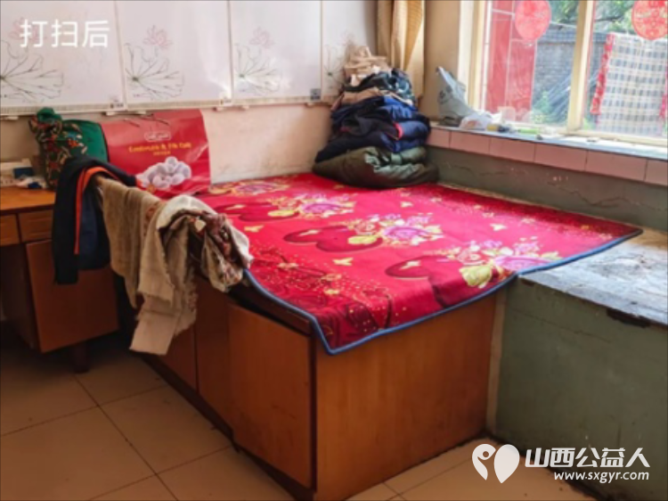 介休市敬老协会敬老爱老助老活动在龙凤镇峪子村入户75岁特困宋志英老人家中为老人打扫卫生、做饭包饺子 - 第19张 - 山西公益人 介休市敬老协会敬老爱老助老活动在龙凤镇峪子村入户75岁特困宋志英老人家中为老人打扫卫生、做饭包饺子 - 第19张