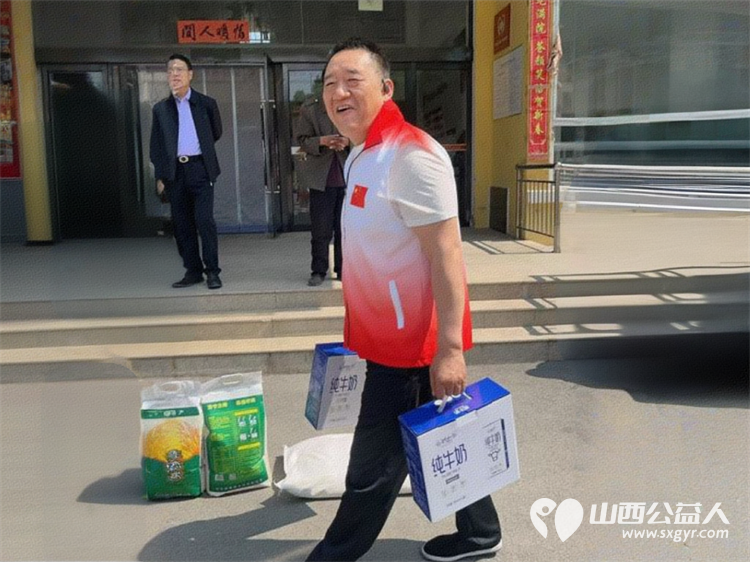 端午情暖养老院公益善举映初心 长治市正能量公益协会潞州区分会携手志愿服务一队走进了平顺县德亨仁厚医养中心慰问看望老人们送上米面牛奶粽子 - 第7张