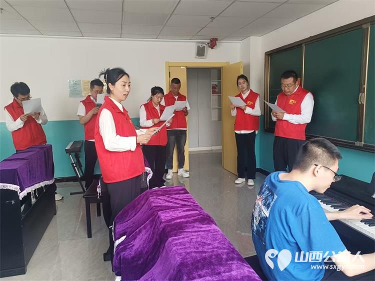 中建六局第六建设山西分公司党支部组织党员团员志愿者走进太原市灵星孤独症康复中心开展“粽香飘社区·点亮‘星星’微心愿”主题党日活动 - 第5张 - 山西公益人 中建六局第六建设山西分公司党支部组织党员团员志愿者走进太原市灵星孤独症康复中心开展“粽香飘社区·点亮‘星星’微心愿”主题党日活动 - 第5张