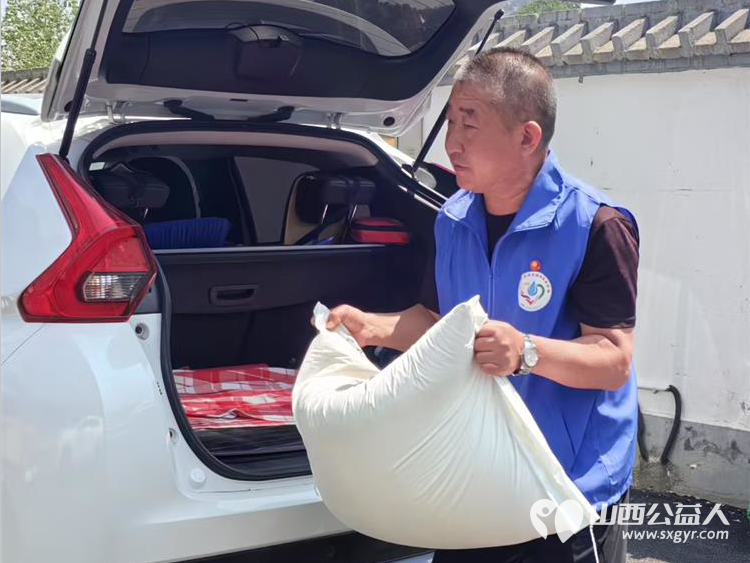长治市小雨点公益思源分会去故南敬老院、隆福饭店、平顺玉峡关区域养老服务中心敬老行活动赠送防滑老年布鞋、加绒秋衣还有充满爱心的粽子 - 第60张 - 山西公益人 长治市小雨点公益思源分会去故南敬老院、隆福饭店、平顺玉峡关区域养老服务中心敬老行活动赠送防滑老年布鞋、加绒秋衣还有充满爱心的粽子 - 第60张