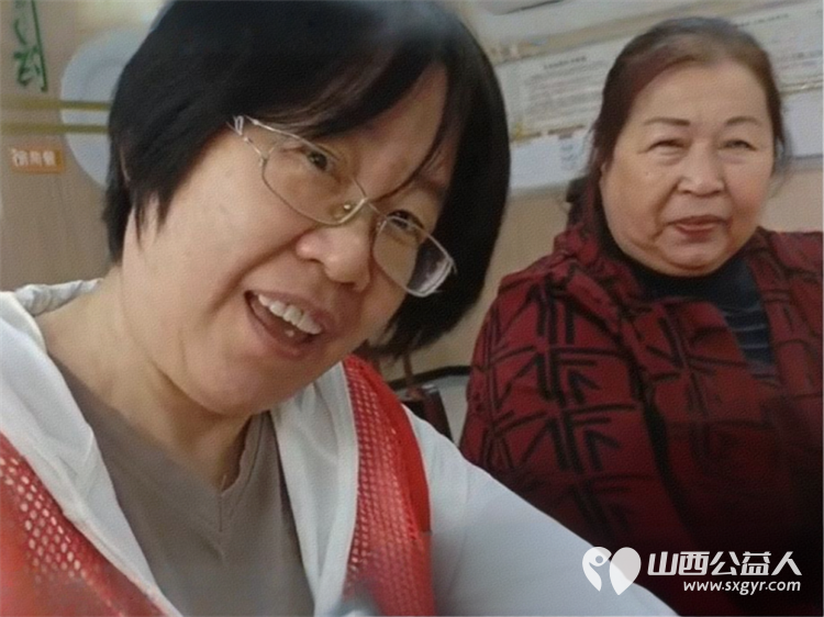 太原市烛光志愿服务中心携手小北关社区小北关消防救援站组织志愿服务项目受助家庭对接志愿者开展 粽香暖人心邻里一家亲 包粽子活动 - 第9张 - 山西公益人 太原市烛光志愿服务中心携手小北关社区小北关消防救援站组织志愿服务项目受助家庭对接志愿者开展 粽香暖人心邻里一家亲 包粽子活动 - 第9张