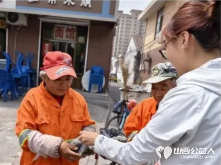 浓情端午粽香飘志愿服务暖人心 晋中市太谷区心连心志愿者协会端午节送粽子让外卖小哥环卫工人和特殊儿童感受到浓厚的节日氛围 - 第14张