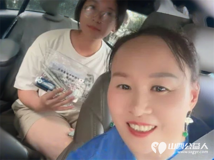 长治市小雨点公益志愿者协会潞州区分会高考期间组织爱心送考活动组织会员成立爱心送考车队十辆车接送我们的考生 - 第10张