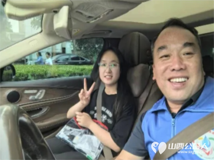 长治市小雨点公益志愿者协会潞州区分会高考期间组织爱心送考活动组织会员成立爱心送考车队十辆车接送我们的考生 - 第17张