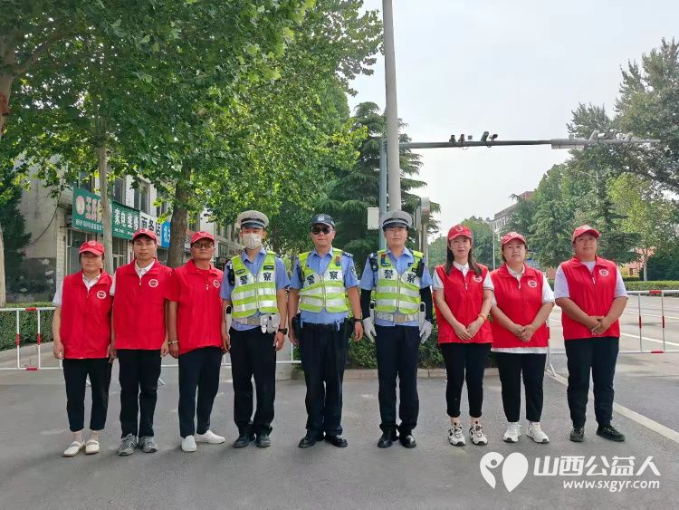 潞城区正能量公益协会第七届高考志愿服务----志愿者用行动做高考学子梦想护航的温暖力量 - 第3张 - 山西公益人 潞城区正能量公益协会第七届高考志愿服务----志愿者用行动做高考学子梦想护航的温暖力量 - 第3张