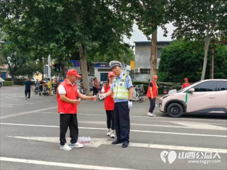 潞城区正能量公益协会第七届高考志愿服务----志愿者用行动做高考学子梦想护航的温暖力量 - 第16张 - 山西公益人 潞城区正能量公益协会第七届高考志愿服务----志愿者用行动做高考学子梦想护航的温暖力量 - 第16张