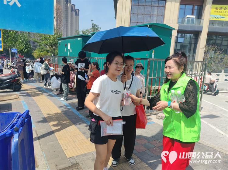 晋城市绿丝带志愿者协会2025年第九届爱心送考活动举行共有30辆爱心车辆26辆应急摩托车队踊跃参与让爱心与温暖传递下去助力更多梦想扬帆起航 - 第46张 - 山西公益人 晋城市绿丝带志愿者协会2025年第九届爱心送考活动举行共有30辆爱心车辆26辆应急摩托车队踊跃参与让爱心与温暖传递下去助力更多梦想扬帆起航 - 第46张