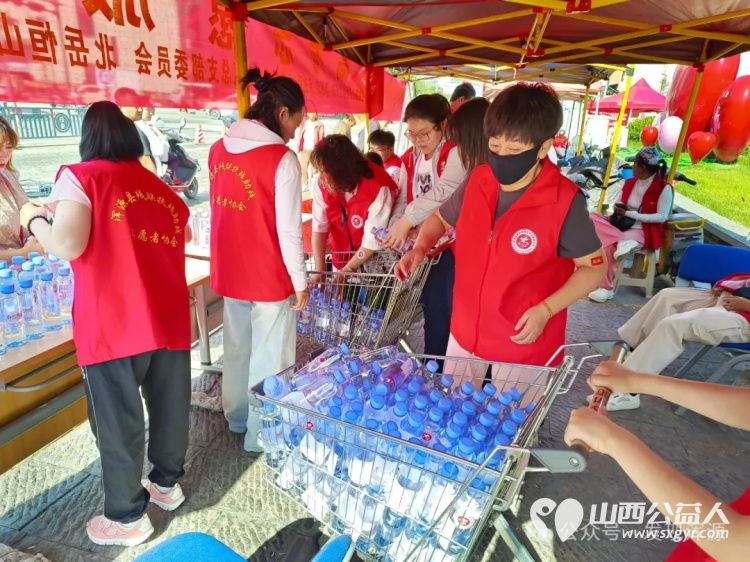 志愿星光点亮赶考路浑源县残联扶残助残志愿者协会组织爱心助高考4800瓶清泉助燃高考梦 - 第28张 - 山西公益人 志愿星光点亮赶考路浑源县残联扶残助残志愿者协会组织爱心助高考4800瓶清泉助燃高考梦 - 第28张