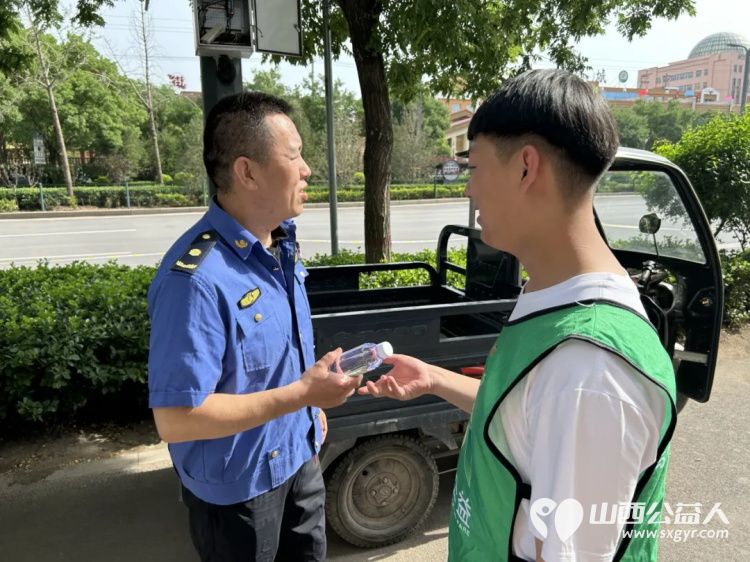 2025年爱心护考助梦启航----交城县顺风公益协会爱心送考志愿服务活动爱心商家和志愿者们为孩子们能够交出满意答卷献力 - 第21张