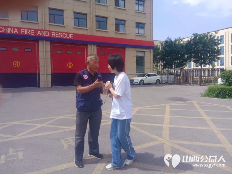 三天全力守护---忻州市消防志愿者协会在忻州三中考点2025年爱心助考为高考学子保驾护航活动圆满收官 - 第23张 - 山西公益人 三天全力守护---忻州市消防志愿者协会在忻州三中考点2025年爱心助考为高考学子保驾护航活动圆满收官 - 第23张
