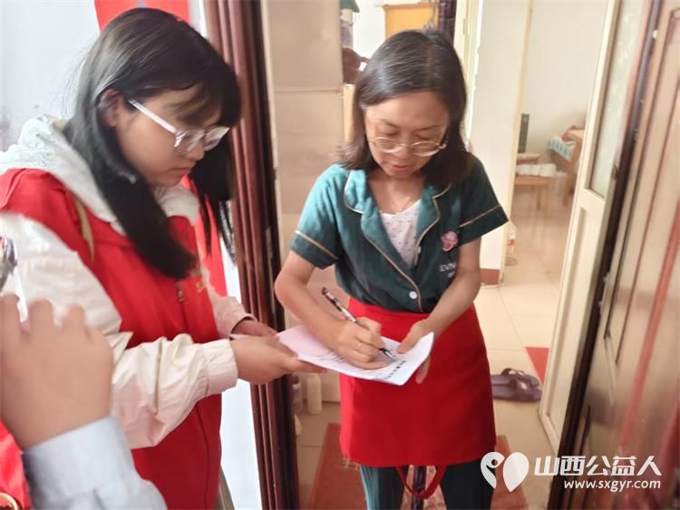 长治市阳光困境儿童帮扶协会走进潞州区府后社区长运东家属院义务理发活动 - 第14张 - 山西公益人 长治市阳光困境儿童帮扶协会走进潞州区府后社区长运东家属院义务理发活动 - 第14张